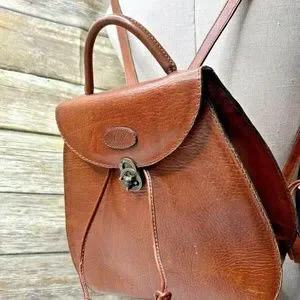 Milly 1920 Tan Brown Genuine Leather Drawstring Small Sling Backpack Milly | Bags | Milly 92 Tan Brown Genuine Leather Drawstring  main image 3